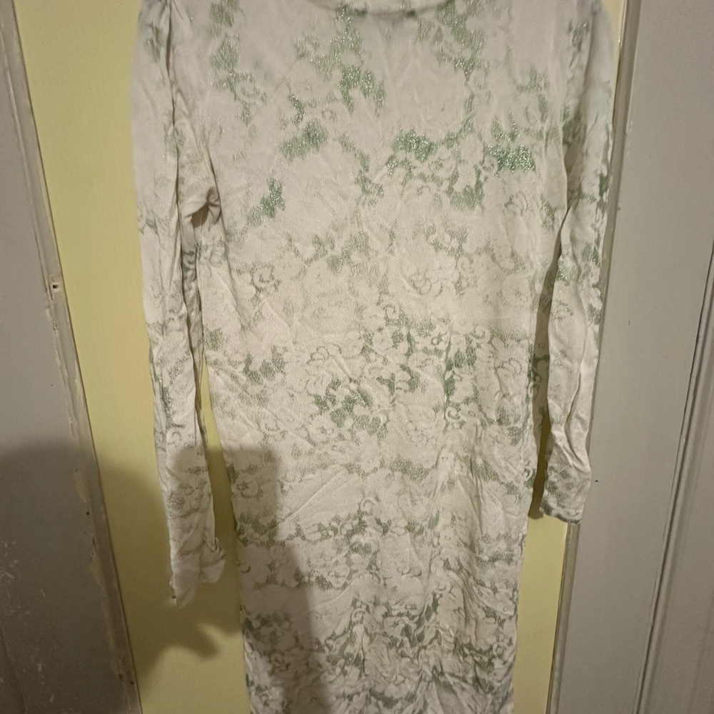 Chic Lace Long Sleeve Dress in White and Green